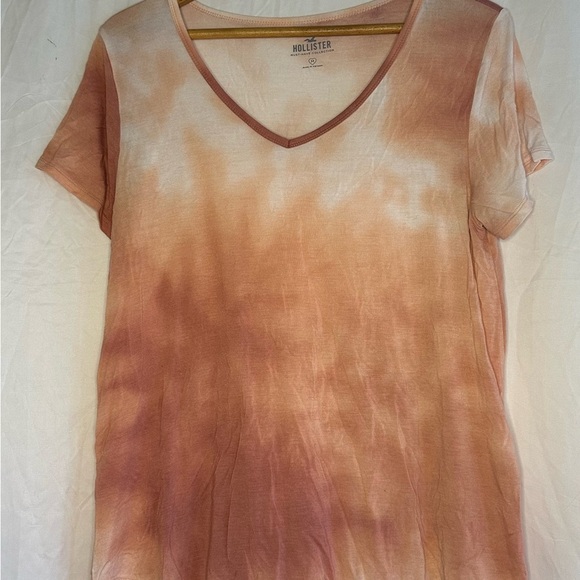 Hollister Women’s Short Sleeve Tie Dye Orange/Pink/White Top size Medium - Picture 2 of 11